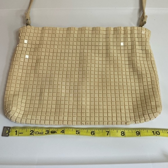 Vintage cream Chainlink Purse shoulder bag - Picture 9 of 11